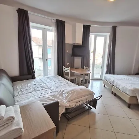 Hotel Oceanomare Punta Marina