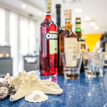 Отель Oceanomare Пунта-Марина