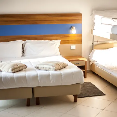 Hotel Oceanomare Punta Marina