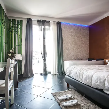 Отель Oceanomare Пунта-Марина